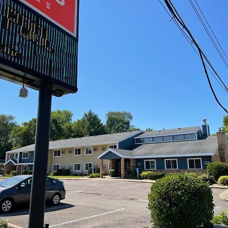 Nichols Inn&Suites Hastings Exterior foto